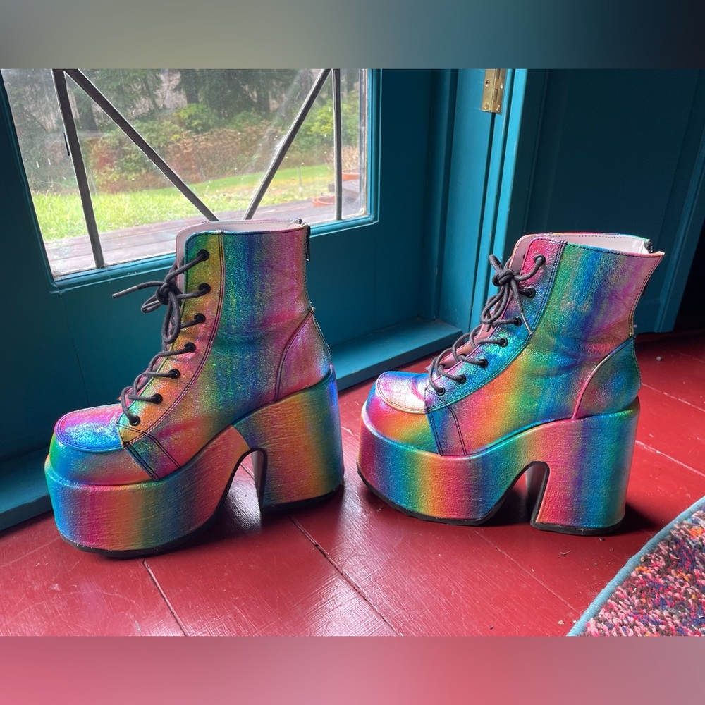 Demonia Vegan Iridescent Rainbow Platform Lace-Up Boots Women's Size 8